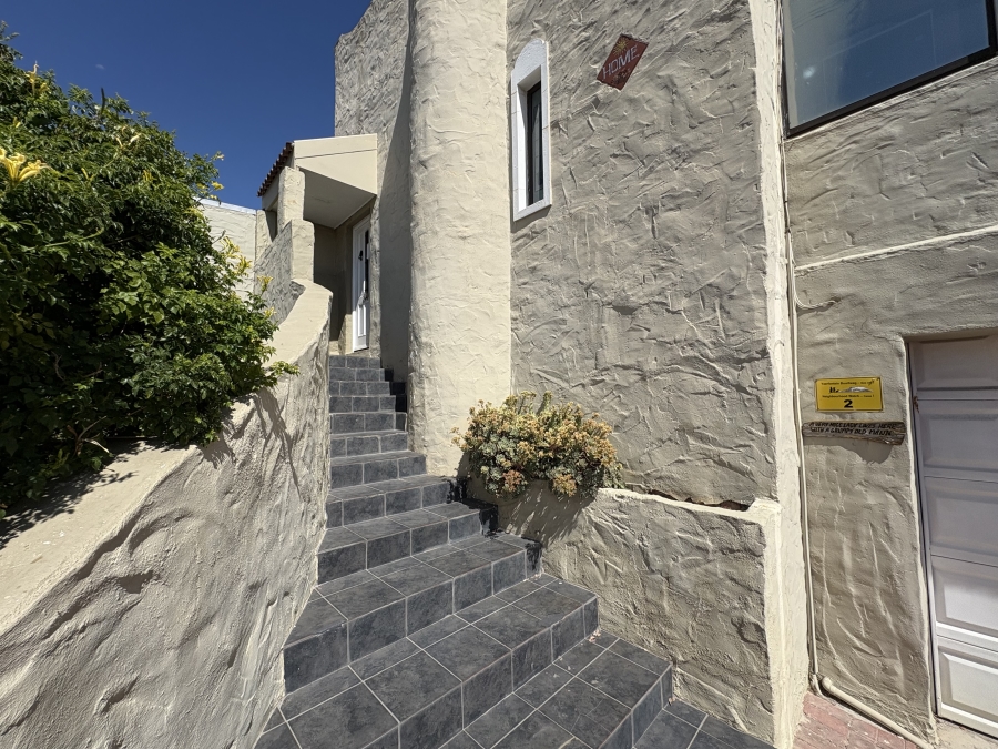 4 Bedroom Property for Sale in Pearl Bay Western Cape